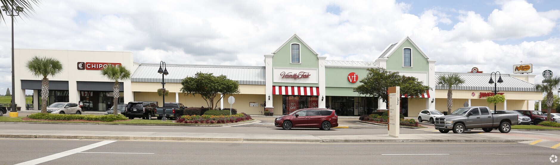 2410-2422 Tanger Blvd, Gonzales, LA à louer Photo principale- Image 1 de 2