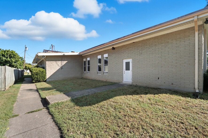 50 Augspurger Ave, Hamilton, OH for sale - Building Photo - Image 2 of 6