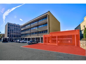 3110 Maple Dr NE, Atlanta, GA à louer Photo du bâtiment- Image 2 de 14