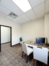 323 Columbia St, Lafayette, IN à louer Photo intérieure- Image 2 de 4