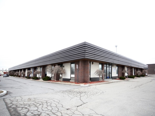 More details for 2709-2735 Rena Rd, Mississauga, ON - Industrial for Sale