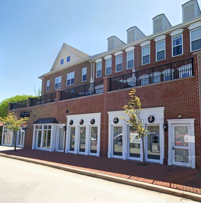 More details for 551-625 Harbor Side St, Woodbridge, VA - Retail for Lease