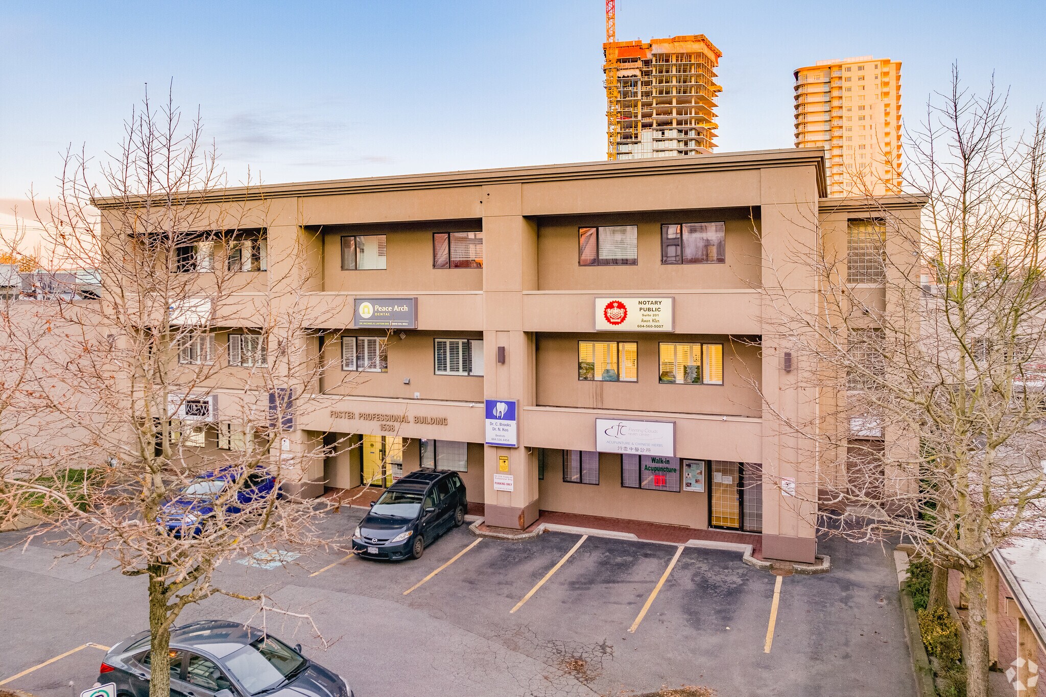 1538 Foster St, White Rock, BC for lease Primary Photo- Image 1 of 5