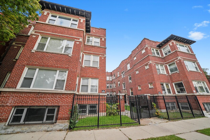 7245-7255 S Bennett Ave, Chicago, IL for sale - Building Photo - Image 3 of 8
