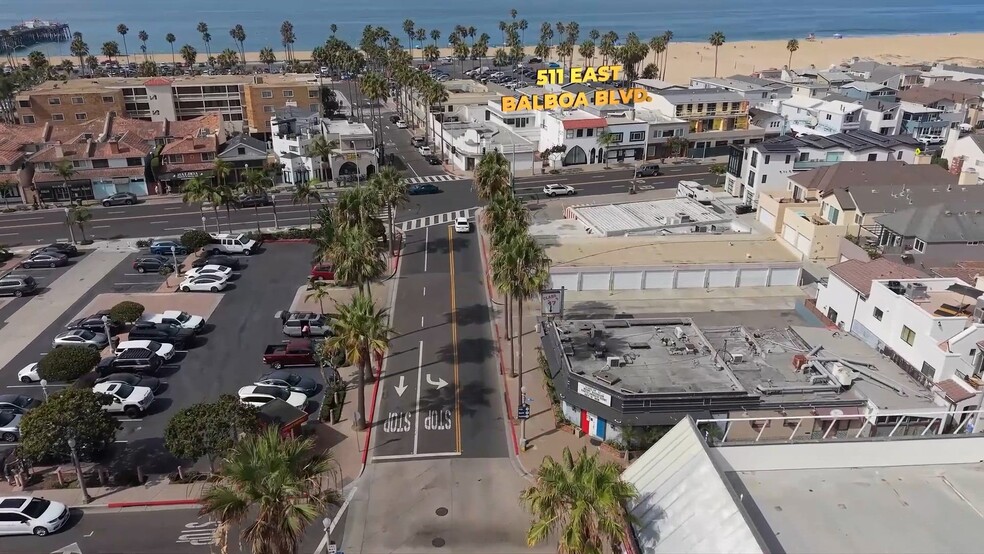 511 E Balboa Blvd, Newport Beach, CA à vendre - Vidéo sur l’inscription commerciale - Image 2 de 46