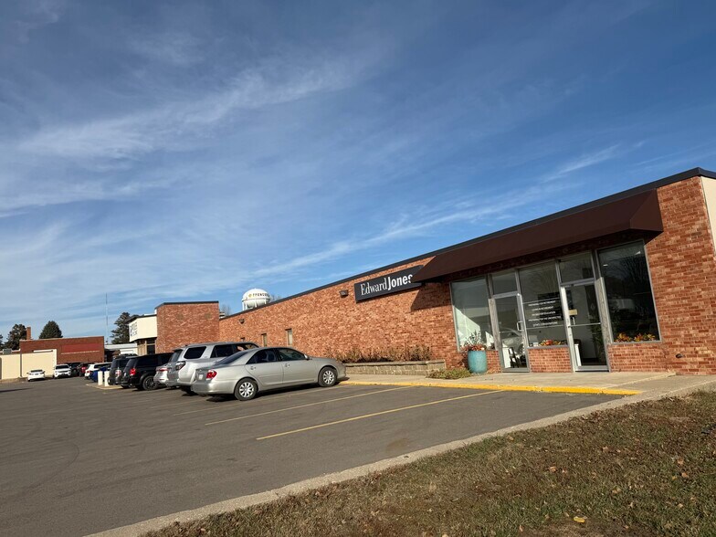 2004 Highway Blvd, Spencer, IA à vendre - Photo du bâtiment - Image 2 de 6