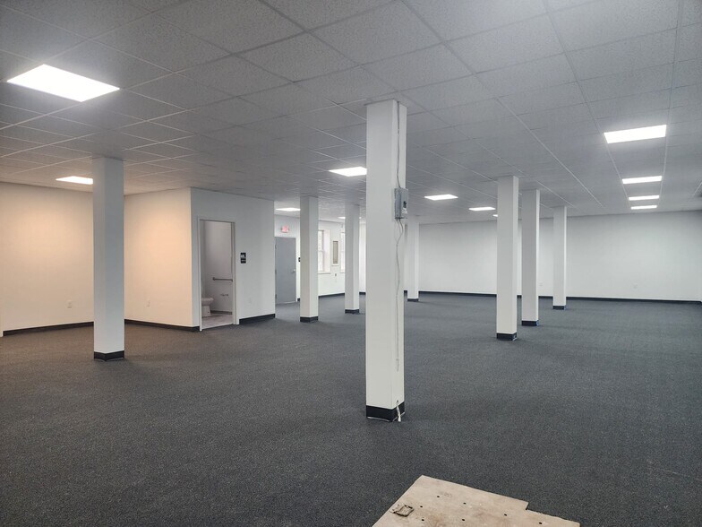 1131 Trexlertown Rd, Trexlertown, PA à louer - Photo du bâtiment - Image 2 de 9