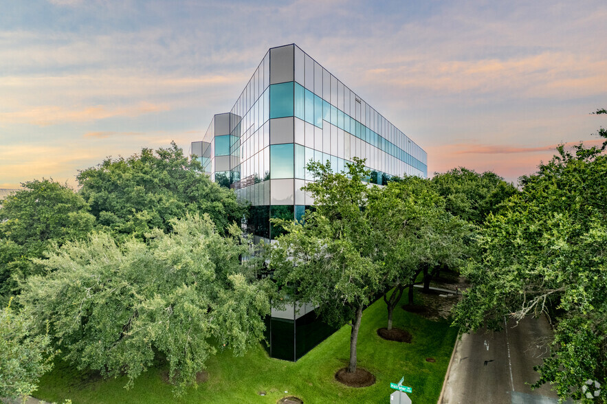 5300 Hollister Rd, Houston, TX for lease - Building Photo - Image 3 of 5