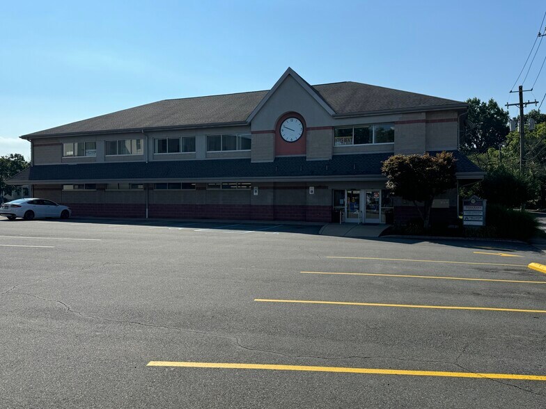 777 Wyoming Ave, Kingston, PA à louer - Photo du bâtiment - Image 3 de 3