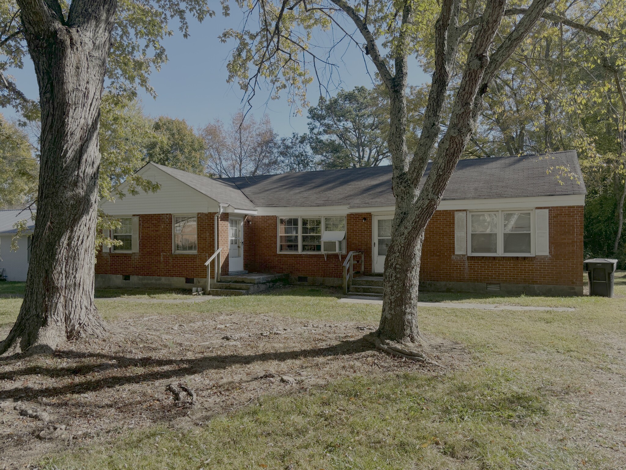 704-750 Ridgelawn Pl, Tullahoma, TN for sale Primary Photo- Image 1 of 11