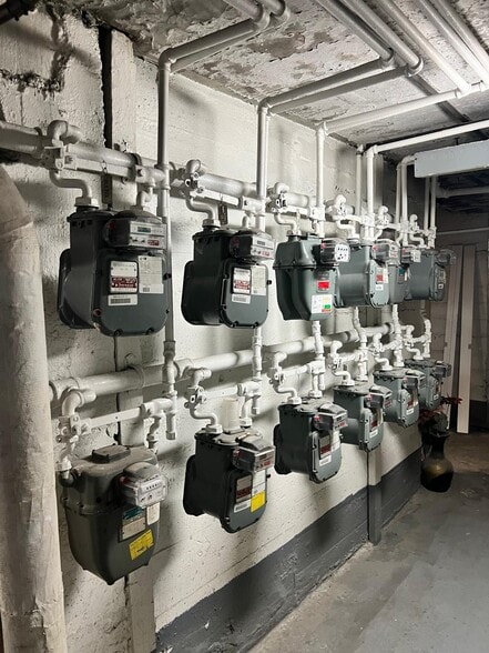 37-20 99th St, Corona, NY for sale - Building Photo - Image 2 of 18