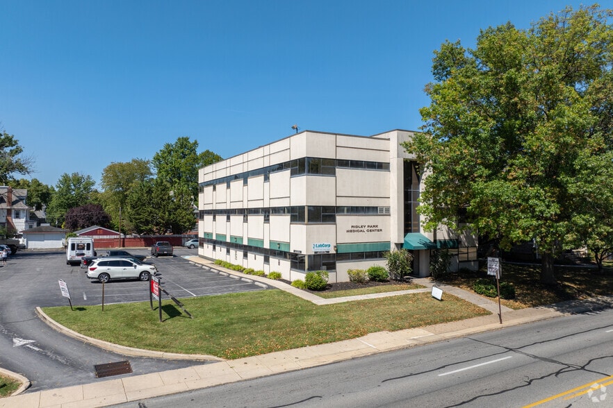 23 W Chester Pike, Ridley Park, PA for lease - Building Photo - Image 2 of 21