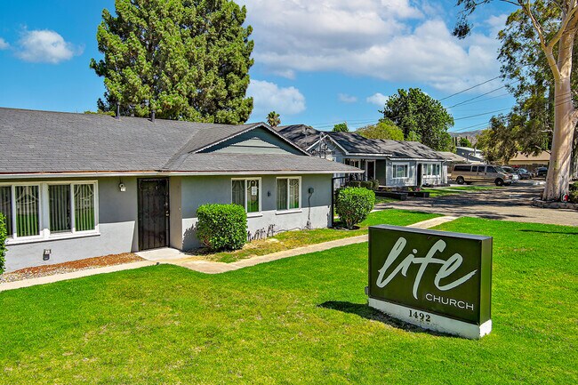 Plus de détails pour 1492 Sinaloa Rd, Simi Valley, CA - Spécialité à vendre