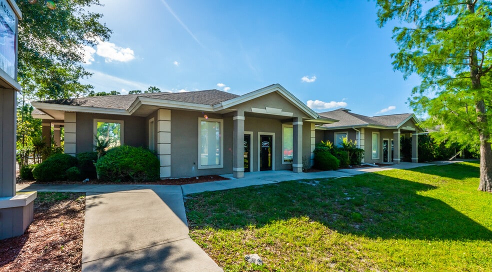 1850 Clyde Morris Blvd, Daytona Beach, FL for sale - Building Photo - Image 1 of 14