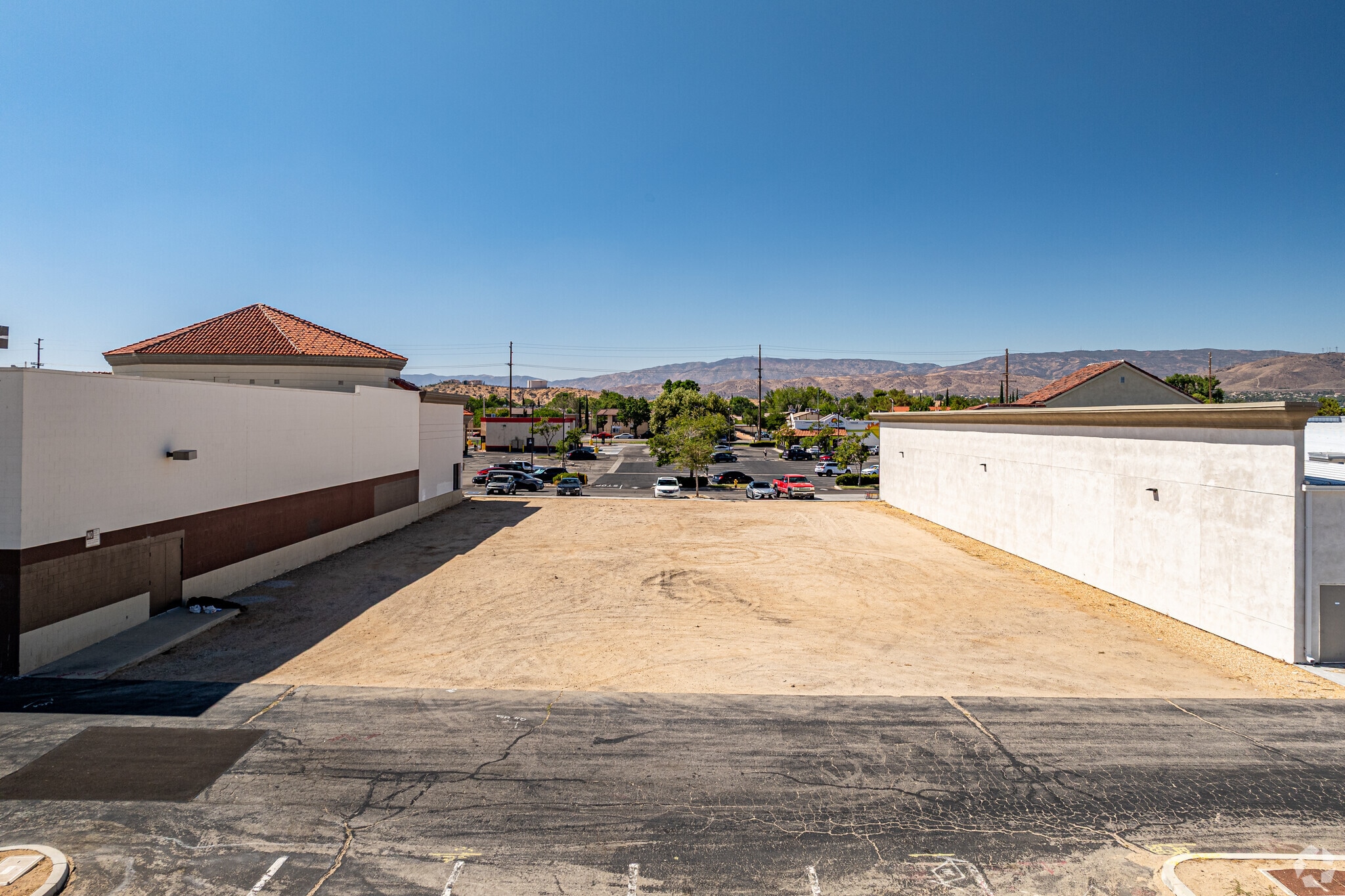 4105 W Avenue L, Lancaster, CA à louer Photo principale- Image 1 de 6