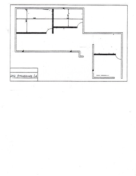 206 Stonehinge Ln, Carle Place, NY à louer - Photo du bâtiment - Image 3 de 3