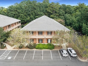 3113 Roswell Rd, Marietta, GA à louer Photo intérieure- Image 2 de 2