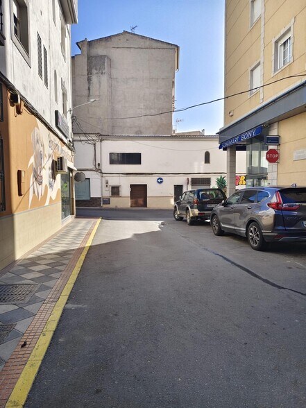 Retail in Atarfe, Granada for lease - Building Photo - Image 2 of 10