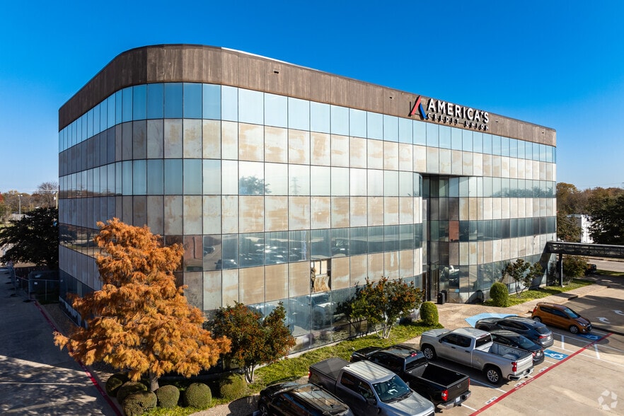 3200 W Pleasant Run Rd, Lancaster, TX for lease - Building Photo - Image 3 of 18