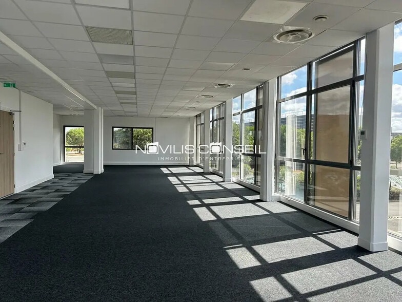 Office in Colomiers for lease - Interior Photo - Image 3 of 6