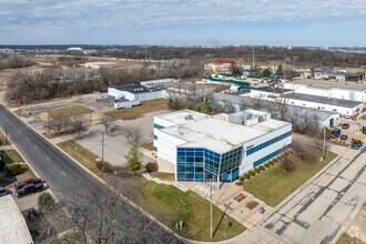 6911 Mangrove Ln, Monona, WI - AERIAL  map view