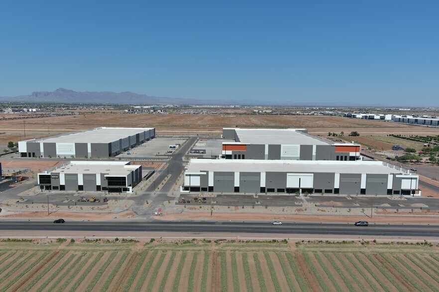 Sec Power Rd & Elliot Rd, Mesa, AZ à louer - Photo du bâtiment - Image 2 de 8