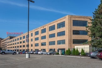 Plus de détails pour 1180 S Main St, Akron, OH - Bureau à louer