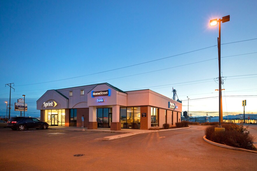 2010 Yakima Valley Hwy, Sunnyside, WA à louer - Photo du bâtiment - Image 2 de 4