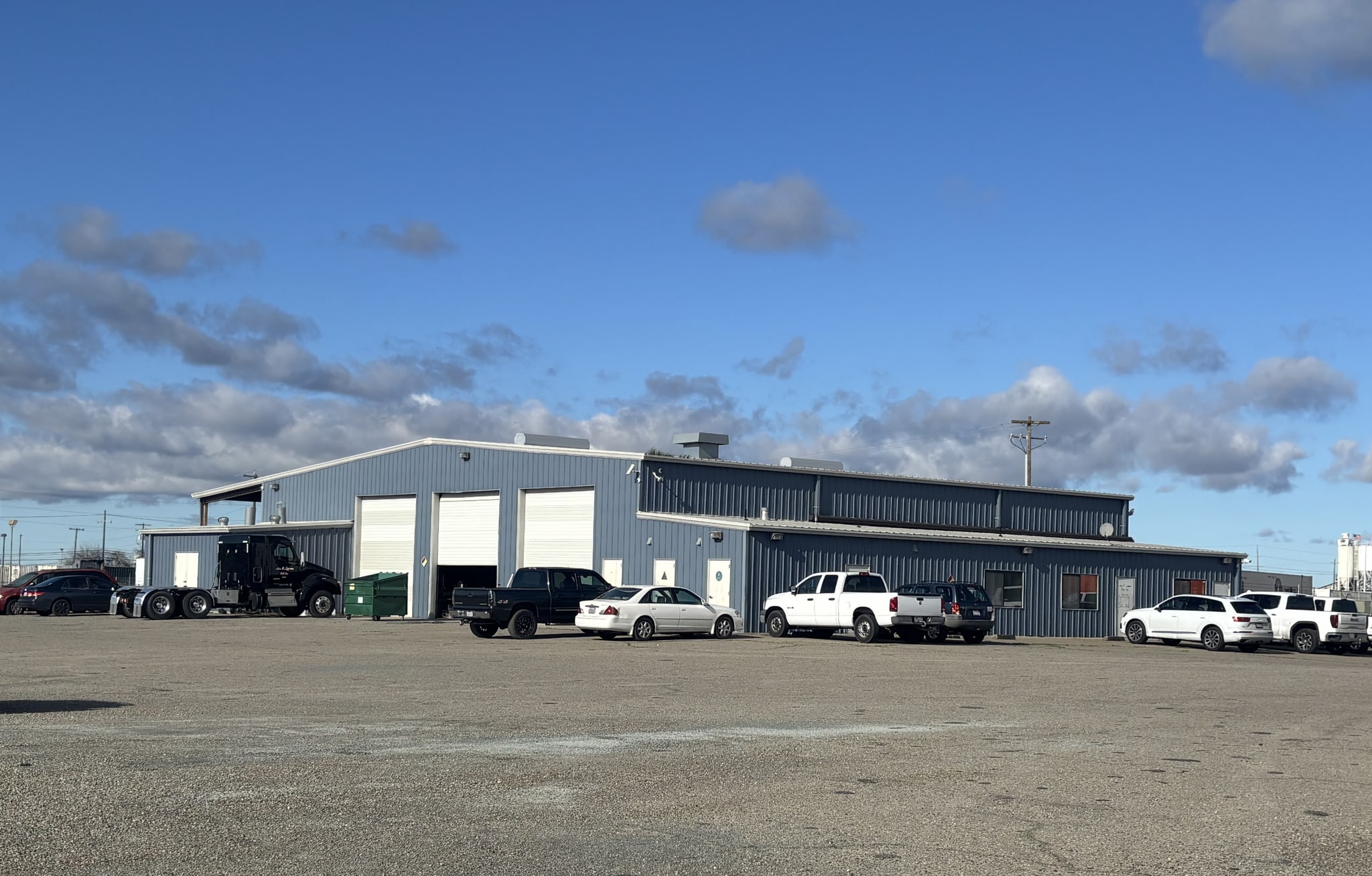 10848 S Harlan Rd, French Camp, CA for lease Primary Photo- Image 1 of 4