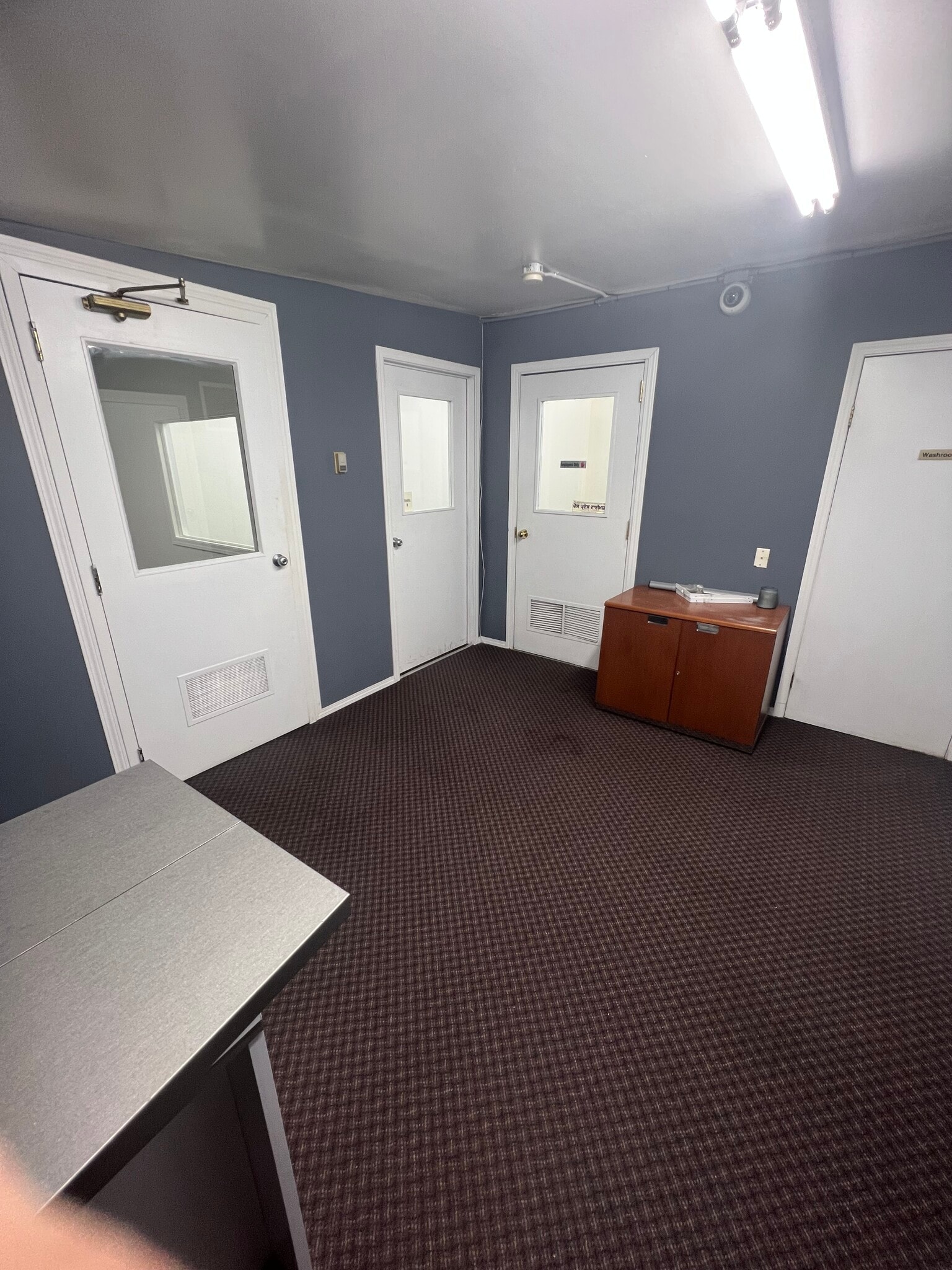 4004 97th St NW, Edmonton, AB à louer Photo intérieure- Image 1 de 9