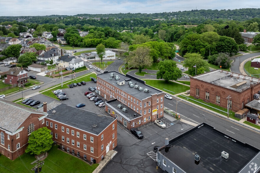 370 Memorial Pkwy, Phillipsburg, NJ for sale - Aerial - Image 1 of 12