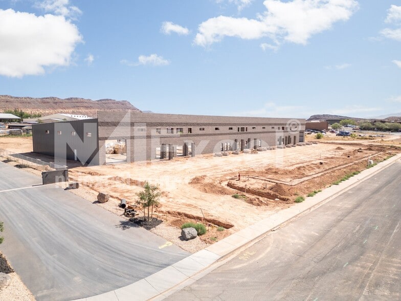 5564 720 S, Hurricane, UT for lease - Building Photo - Image 3 of 6