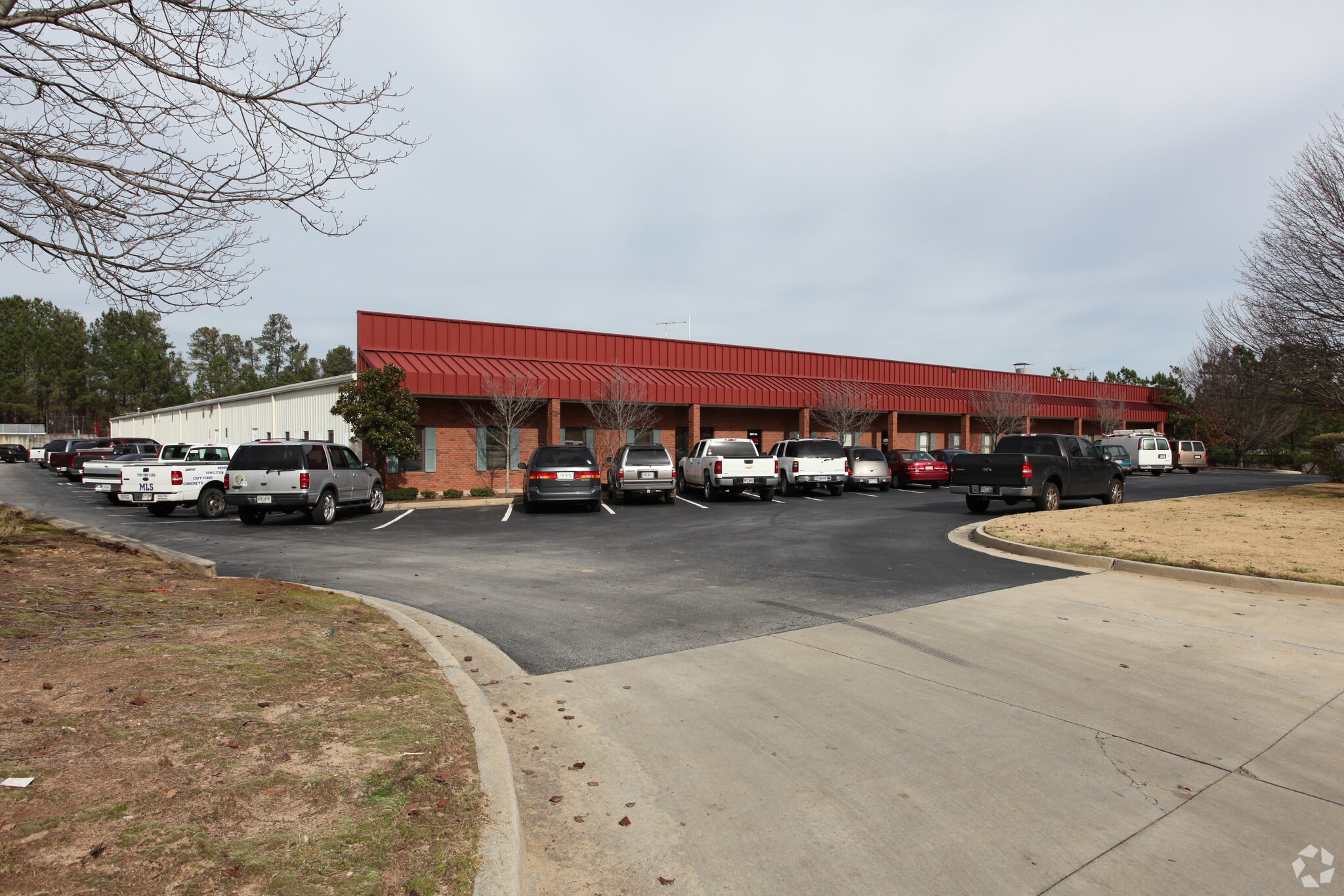 3675 Hewatt Ct, Snellville, GA for lease Primary Photo- Image 1 of 9