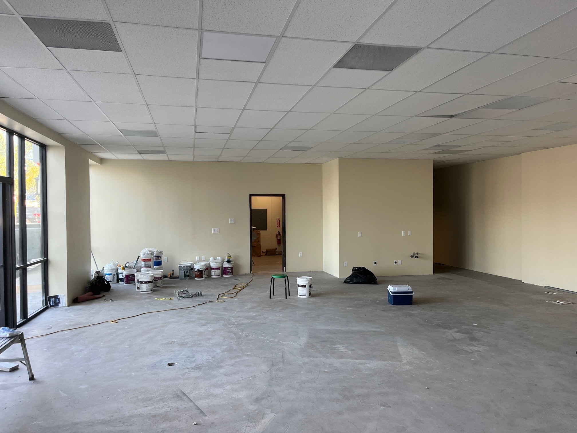 5273-5279 W Olympic Blvd, Los Angeles, CA à louer Photo intérieure- Image 1 de 4