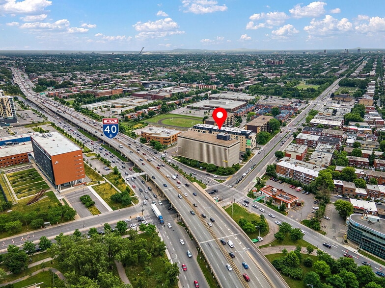 1100 Boul Crémazie E, Montréal, QC à louer - Photo du bâtiment - Image 2 de 20