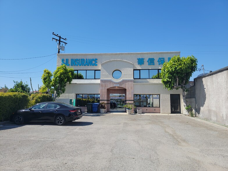 539 E Garvey Ave, Monterey Park, CA à louer - Photo principale - Image 1 de 11