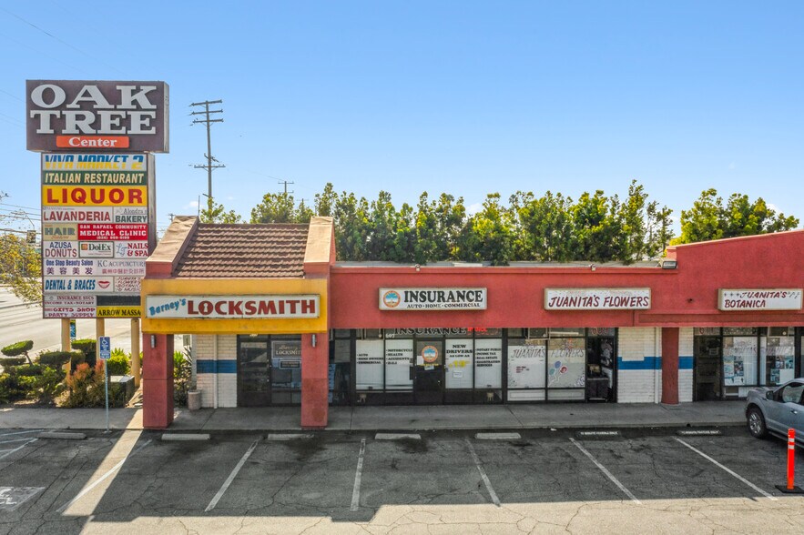 605-665 E Arrow Hwy, Azusa, CA à louer - Photo du bâtiment - Image 2 de 7