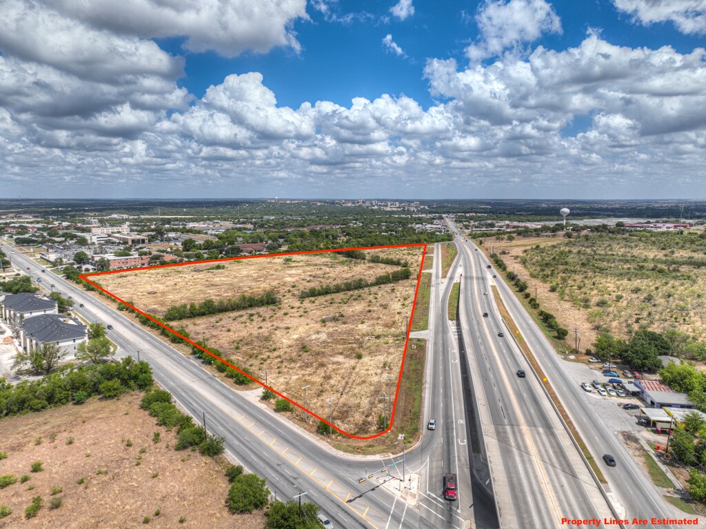 TX- 123 & Wonder World Dr, San Marcos, TX à vendre Photo du bâtiment- Image 1 de 32