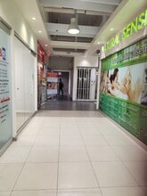 7181 Yonge St, Markham, ON à louer Photo intérieure- Image 2 de 3