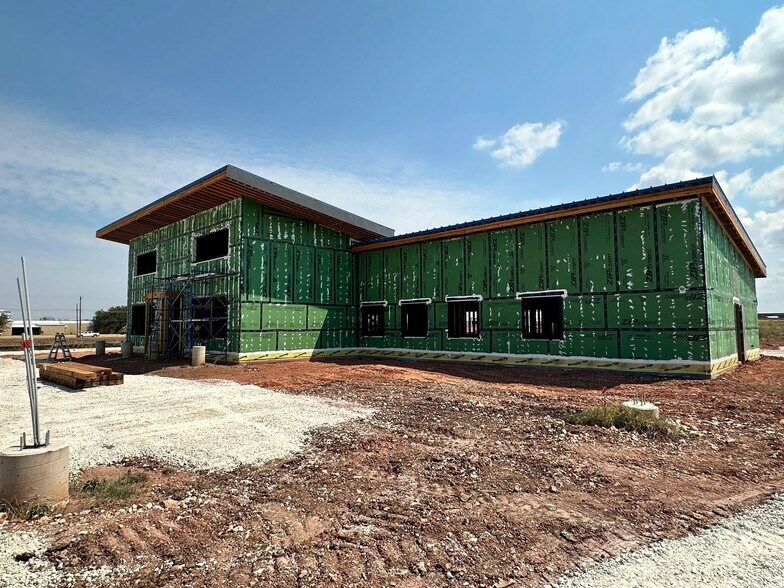 4285 Treanor Dr, Abilene, TX à louer - Photo du bâtiment - Image 3 de 4