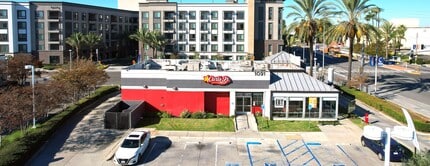 1091 N Tustin Ave, Anaheim, CA à louer Photo intérieure- Image 2 de 8