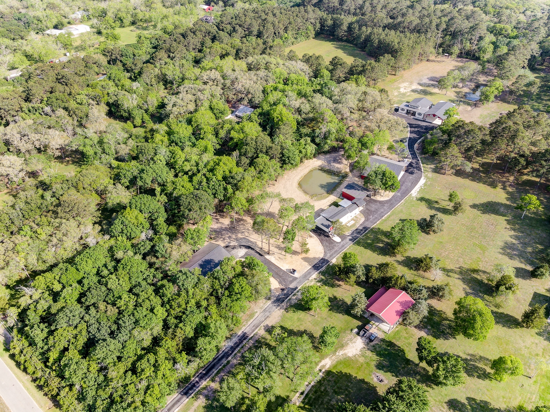 4388 County Road 197, Alvin, TX à vendre Photo du bâtiment- Image 1 de 95