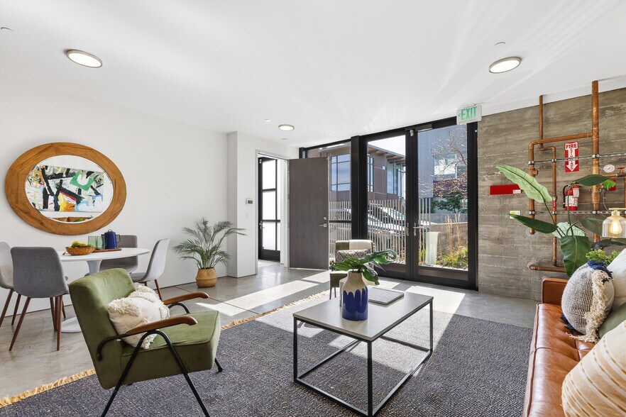 811 Folger Ave, Berkeley, CA à vendre - Photo du bâtiment - Image 3 de 6