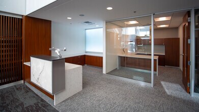 101 1st Ave SW, Rochester, MN for lease Interior Photo- Image 2 of 19