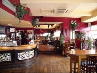 Plus de détails pour 15-21 Clarence St, Cheltenham - Commerce de détail à vendre