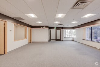 6360 202nd St, Langley Twp, BC for lease Interior Photo- Image 2 of 7