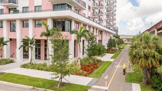 Plus de détails pour 201 17th St S, Saint Petersburg, FL - Commerce de détail à louer