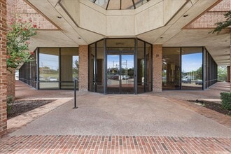 3000 Altamesa Blvd, Fort Worth, TX for lease Interior Photo- Image 2 of 26