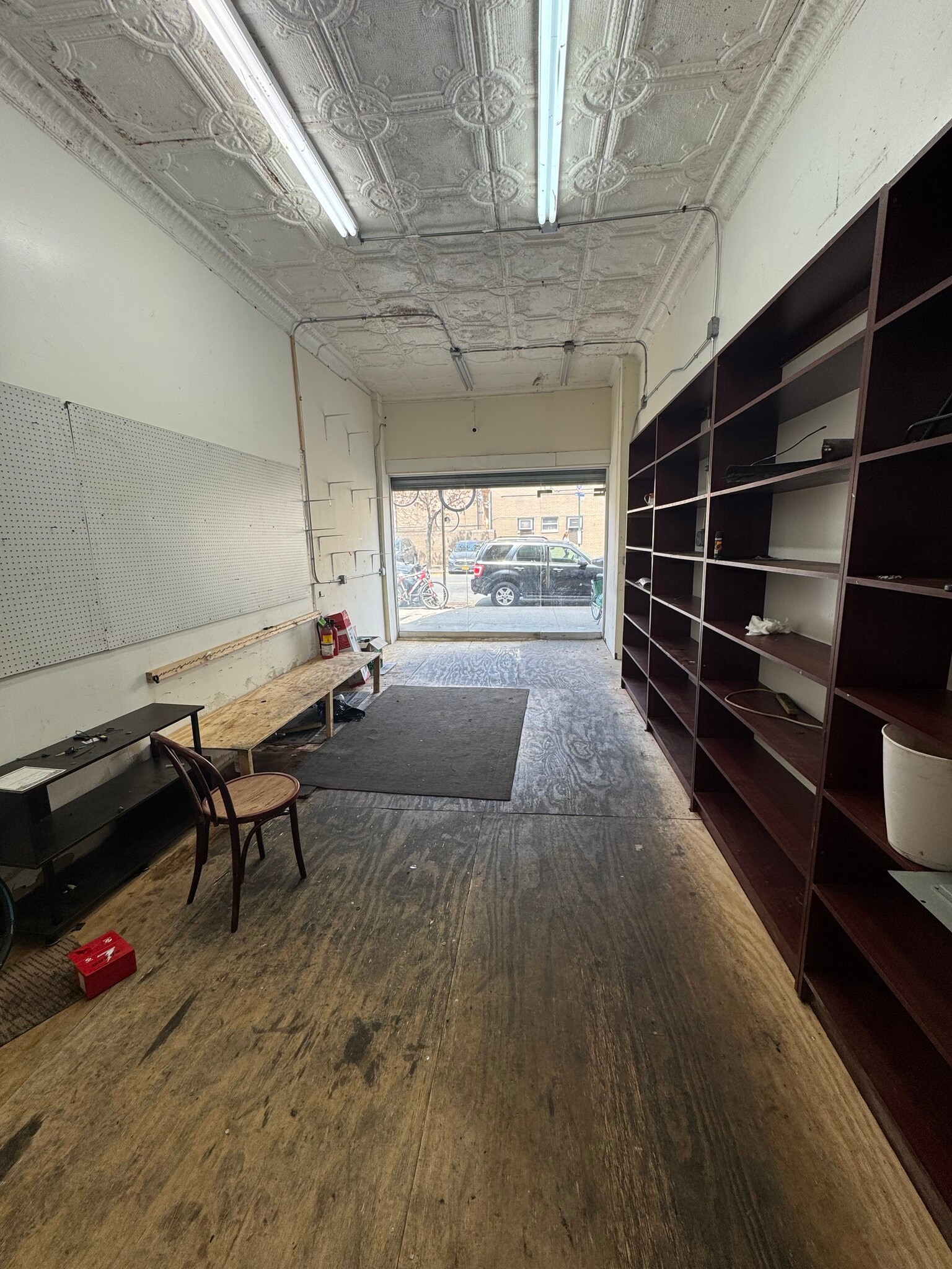 986 Gates Ave, Brooklyn, NY for lease Interior Photo- Image 1 of 2