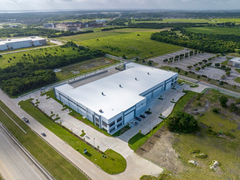 Pleasant Valley Rd & George Bush Turnpike, Sachse, TX for lease - Building Photo - Image 1 of 6